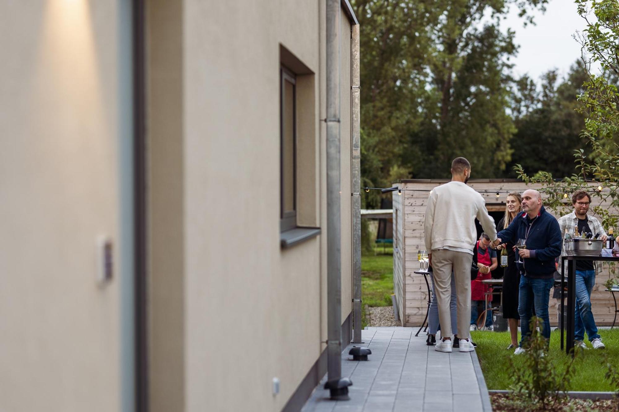 Inova Guesthouse Hasselt Exteriör bild